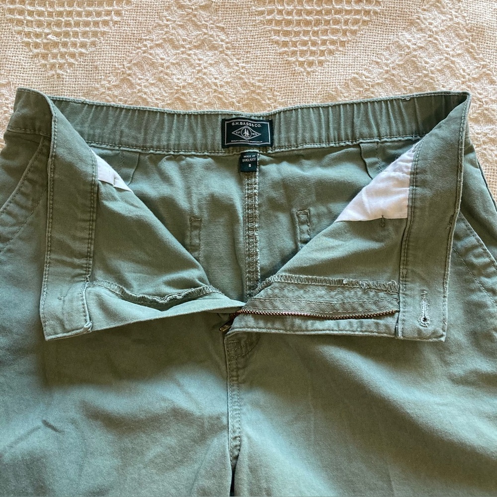 G.H. Bass & Co. Women’s Chino Pants Size 8 Green - Picture 8 of 11